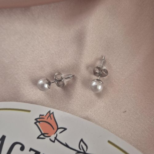 Gyöngy, bedugós fülbevaló