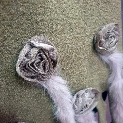 Barna, valódi szőrmés sál.