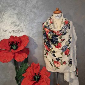 Bézs, rózsás stóla, kendő pamutból.