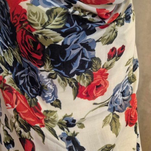 Bézs, rózsás stóla, kendő pamutból.