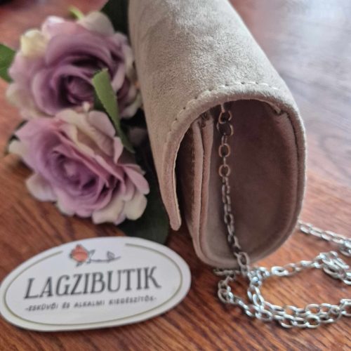 Bézs színű, velúr alkalmi táska, kézitáska.