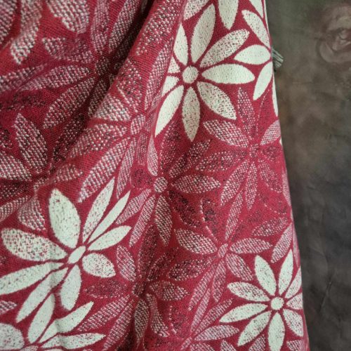 Bordó, kétoldalas stóla virágokkal, kasmírral, többféle színben.