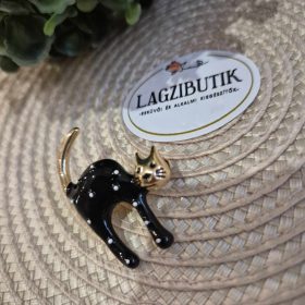 Cica bross, kétféle színben.