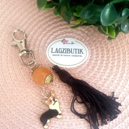 Corgi kulcstartó, függődísz bojttal.