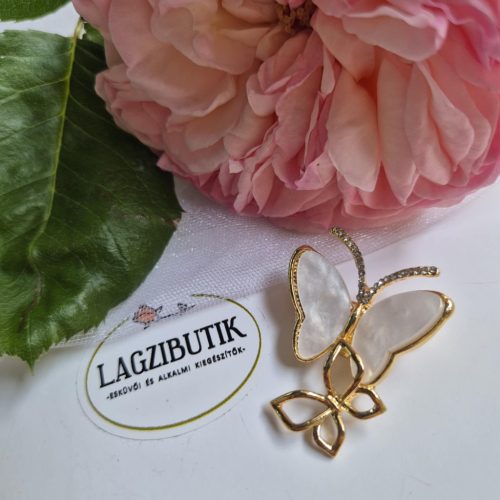 Törtfehér, dupla pillangós bross, kitűző.