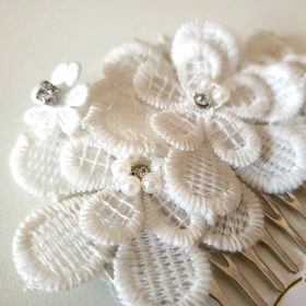 Fém csipkés hajfésű, betűző