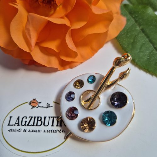 Festőpaletta bross, kitűző.