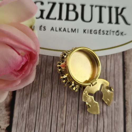 Strasszos gomb takaró, gomb dísz.