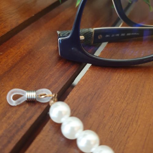 Gyöngyös szemüveg lánc.