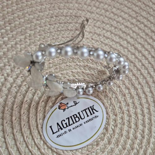 Gyöngyös, ovális franciacsat.