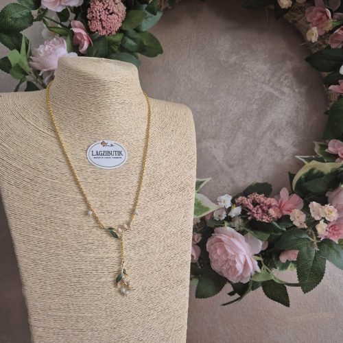 Gyöngyvirágos nyaklánc.