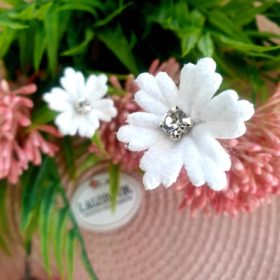 Hajtű szett, fehér hópehellyel, strasszal.