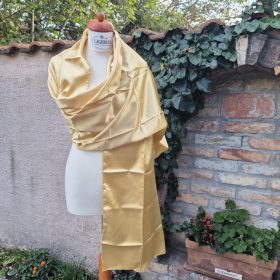 Hosszú sima szatén stóla több színben.