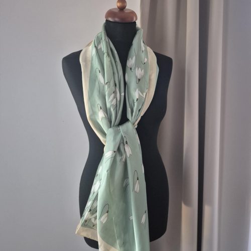 Hóvirágos, pasztell zöld-bézs stóla, kendő.