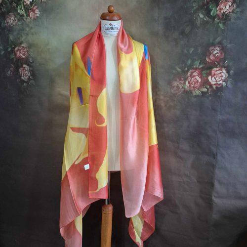 Kála virág mintás narancs-sárga selyemstóla.