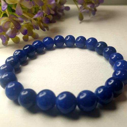 Királykék lápis-lazuli ásványkarkötő.