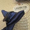 Sötétkék vagy bordó szatén gyerek nyakkendő.