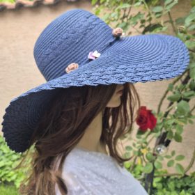 Sötétkék szalmakalap, nyári kalap, strandkalap.