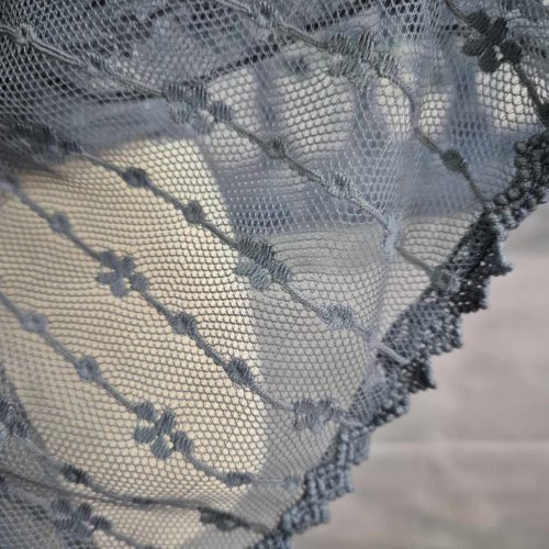 Kékes szürke alkalmi, csipkés  stóla.