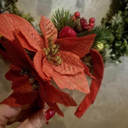 Karácsonyi díszes hajpánt fotózásra is.