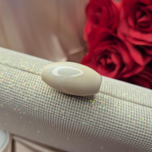 Krémszínű alkalmi táska, menyasszonyi táska csillámokkal.