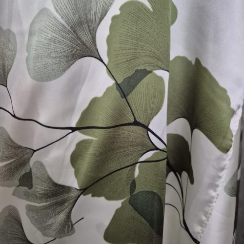 Krémszínű, gingko leveles selyem stóla, kendő.