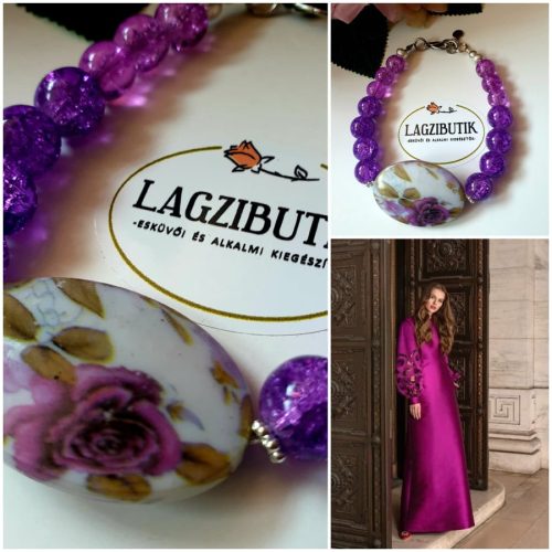 Lila üveggyöngyös karkötő, romantikus, rózsás kabosonnal.