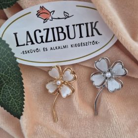 Lóhere/virág bross, kitűző.