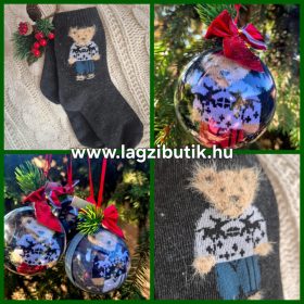 Női zokni macis mintával.