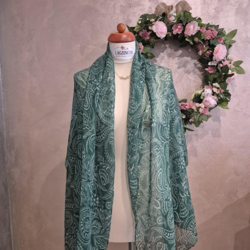 Mintás stóla, bézs vagy zöld színben.