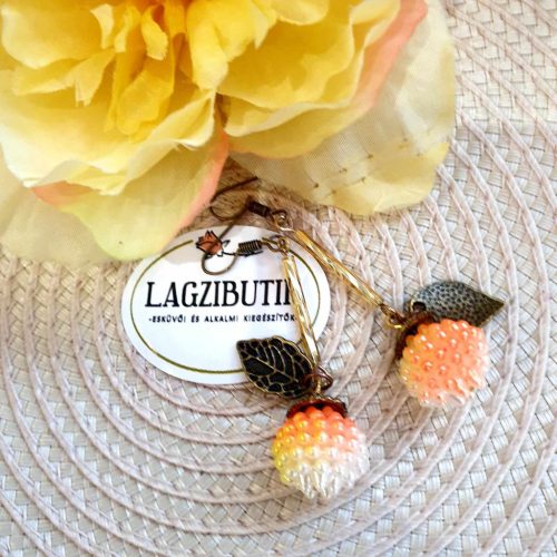 Narancs, lógós fülbevaló.