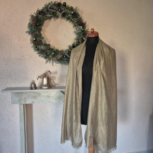 Óarany, lurex stóla, vállkendő.