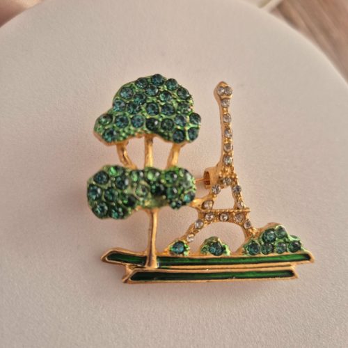 Párizs-Eiffel torony kitűző.