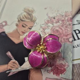 Pink virág bross, kitűző.