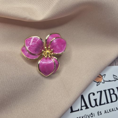 Pink virág bross, kitűző.