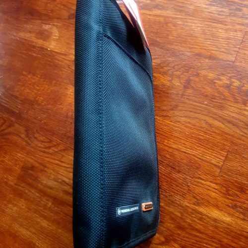 Roncato irattartó, rendszerező, fekete színben.