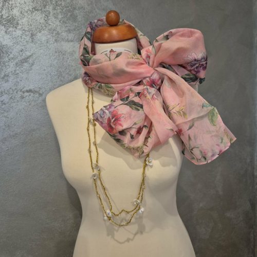 Rózsaszín, virágos nyári kendő, stóla.