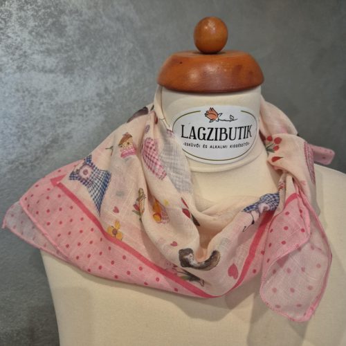 Ruha motívumos gyerekkendő.