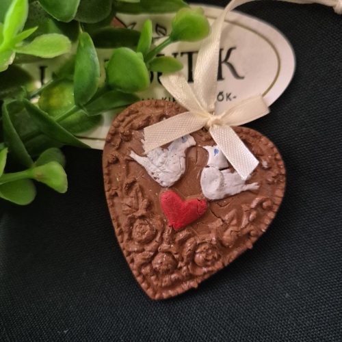 Szív galamb párral kerámiából.