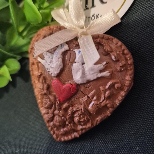 Szív galamb párral kerámiából.