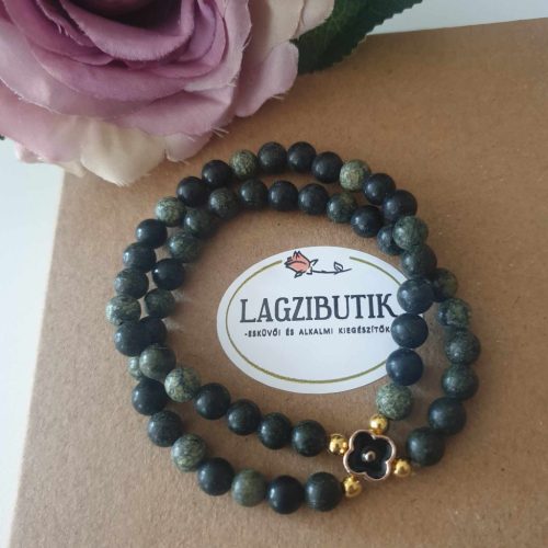 Duplasoros szerpentin ásványkarkötő, fekete zománcozott köztessel.