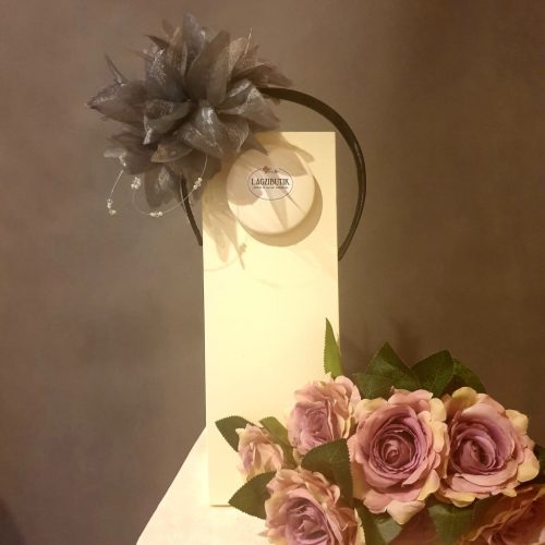 Szürke, alkalmi selyem hajpánt