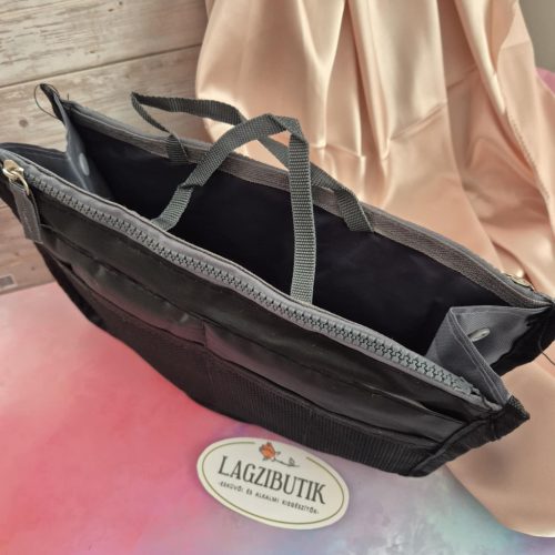 Fekete táskarendező, rendszerező.