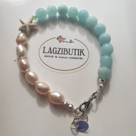   Matt, türkizkék jáde-tenyésztett gyöngy karkötő, swarovski gyönggyel.