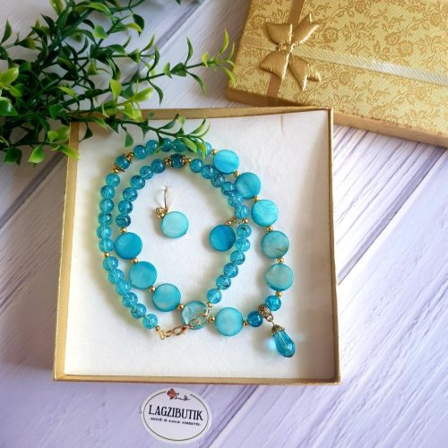 Türkiz kagylógyöngy-üveggyöngy szett.