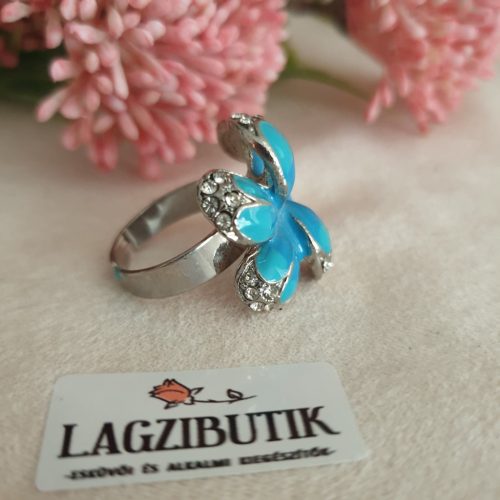 Türkiz virágos gyűrű, tűzzománc és strassz díszítéssel.