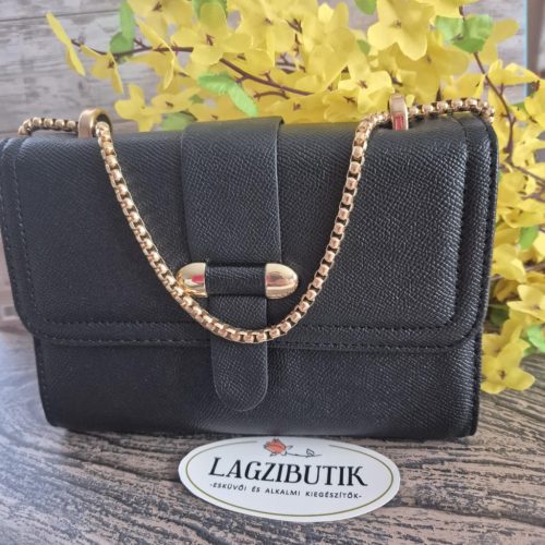 Válltáska láncos füllel, többféle színben.