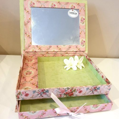 Vintage ékszerdoboz