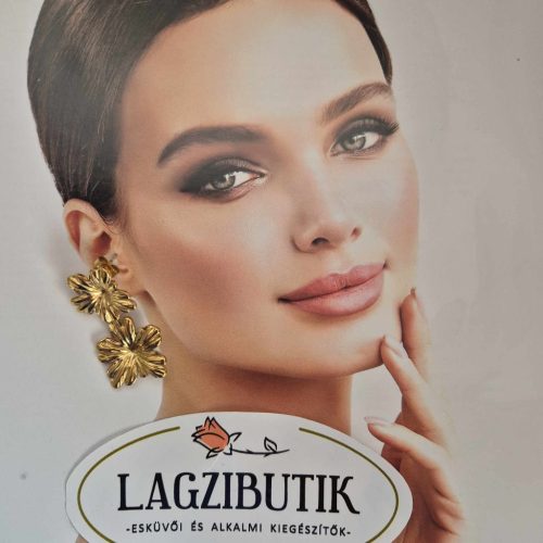 Virágos, lógós fülbevaló nemesacélból.